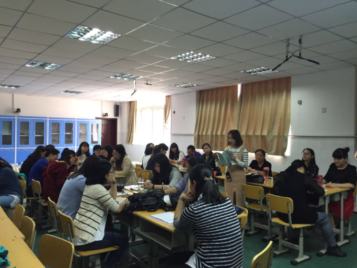 参会老师课后研讨jys33.jpg