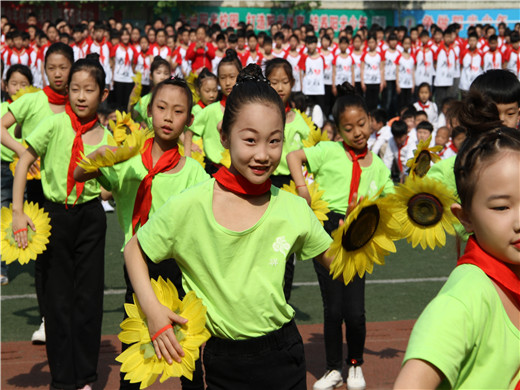 微笑课间操xyl1.jpg